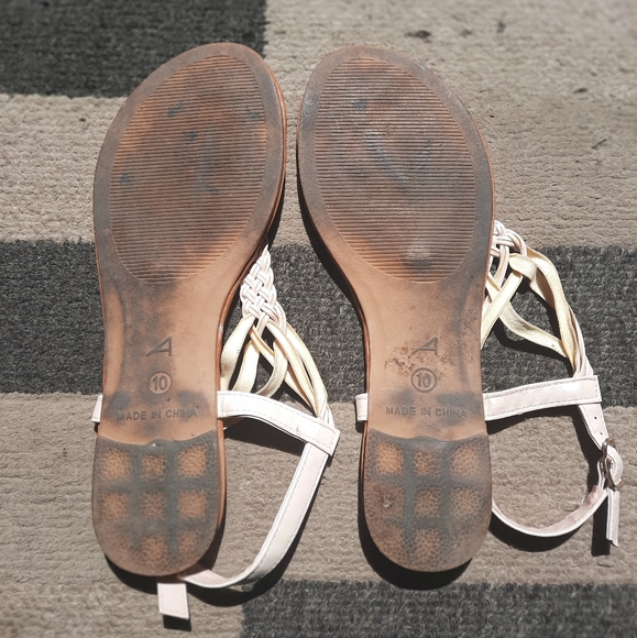 Pink braided sandles - Picture 2 of 2